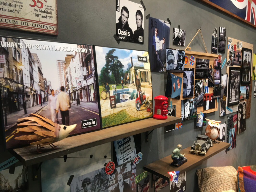 Oasis shop